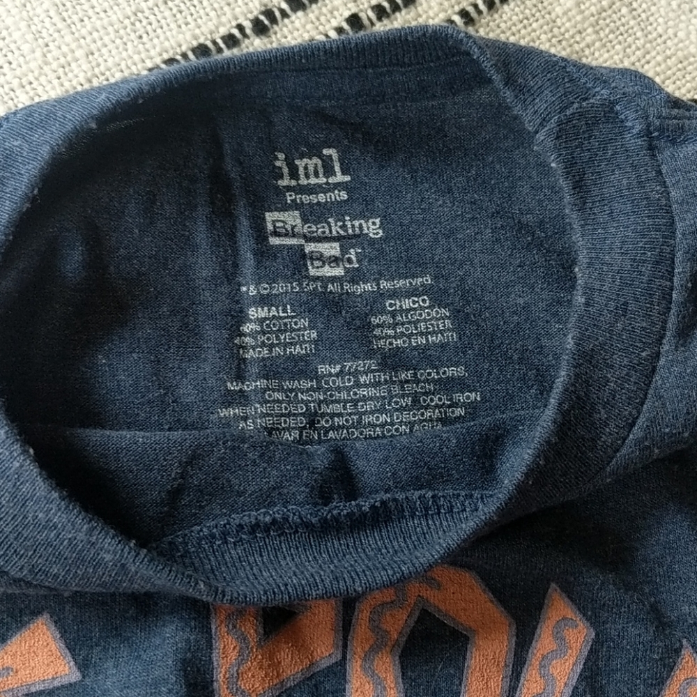 Breaking Bad "Los Pollos Hermanos" Tee - Picture 6 of 6